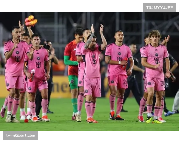 法兰克福前锋伯卡特膝伤无大碍，周末联赛可出战