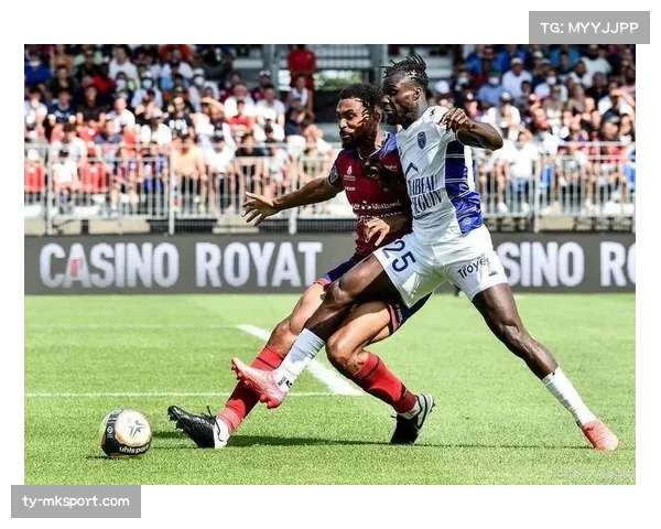 乌尔比希关键扑救力保拜仁零封,替补门将临危受命 乌尔比希关键扑救力保拜仁零封,替补门将临危受命